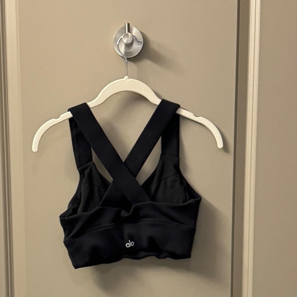 Alo Emulate Bra, Black - Picture 9 of 9